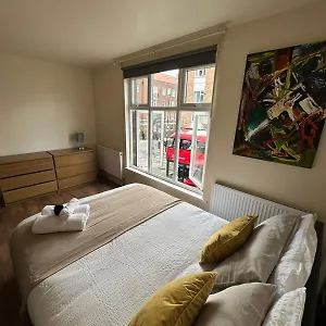 Ensuite Shoreditch London